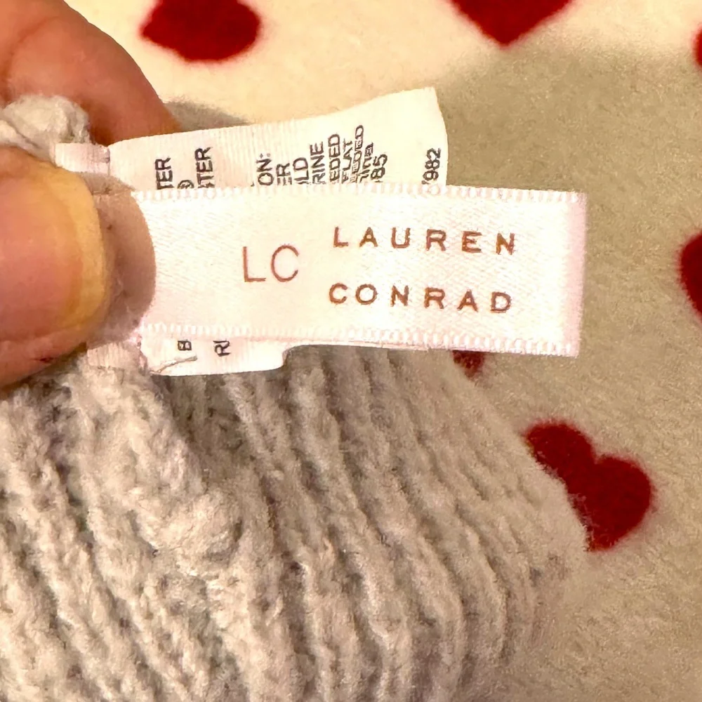 Lauren Conrad beanie sock cap! Gray with pompom on top! New without tags!